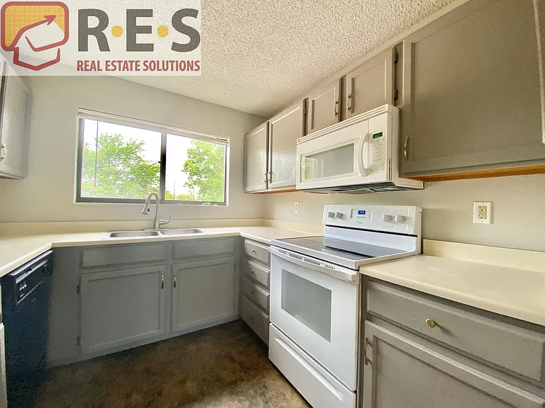 3606 S Depew St #201 — Photo 2