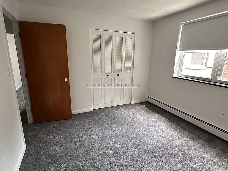 163 Lexington St #27 — Photo 9
