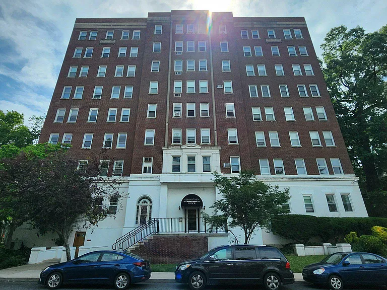 400 N Hortter St #206 — Photo 1