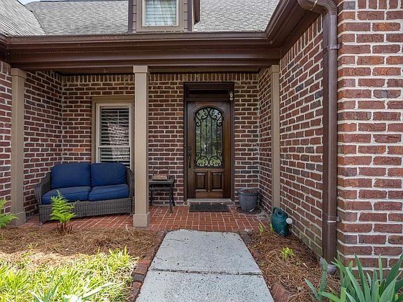 3rd image of 2217 Sterling Ridge Cir