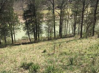 711 Buckeye Hills Rd, Falmouth, KY 41040