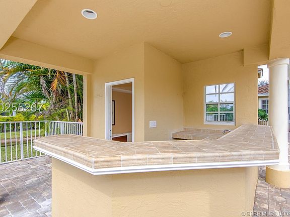 4th image of 12381 NW 14th St