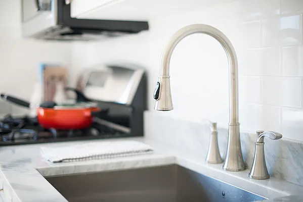 Rented by Thor Equities | media 22