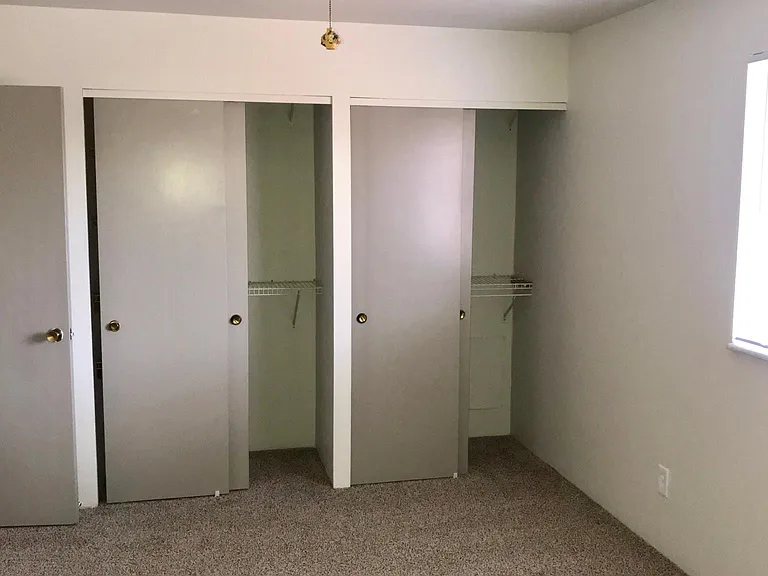 7029 Randolph Dr — Photo 10