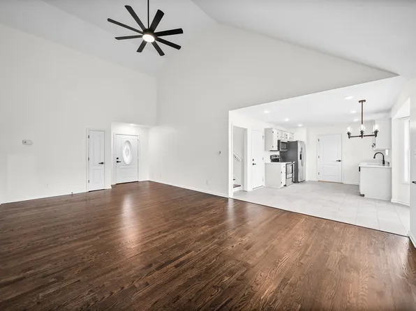 270 Harold Dr, Clarksville, TN 37040