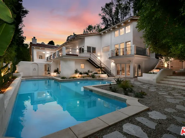 17647 Belinda St, Encino, CA 91316