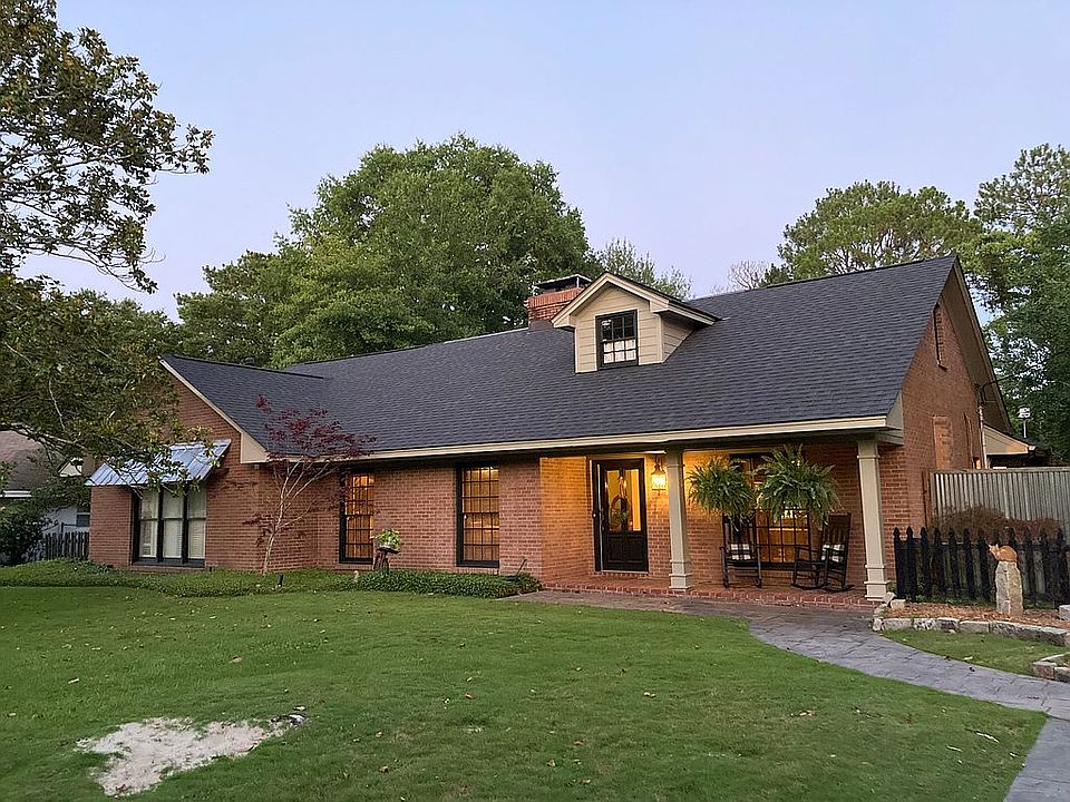 1st image of 2431 Hermitage Dr