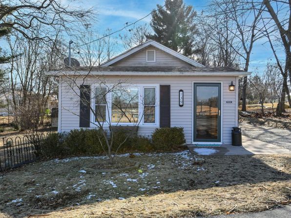 139 Hickory STREET, Williams Bay, WI 53191