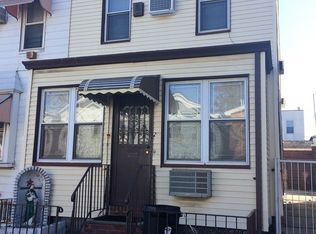2069 41st St, Astoria, NY 11105