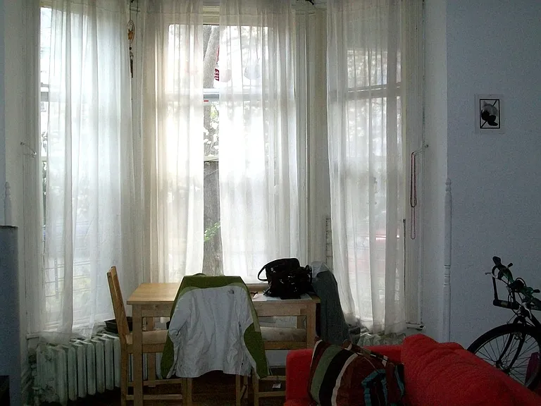 1842 W Grace St #2 — Photo 5