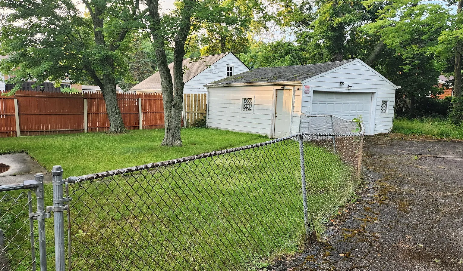 2291 Green Rd, Unit 1 — Photo 3