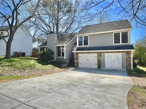 26 Briar Gate Ln, Marietta, GA 30066