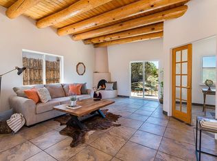 2131 Ridgeview Cir, Santa Fe, NM 87505