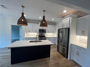 14 Lizzy Ln, Brunswick, GA 31523