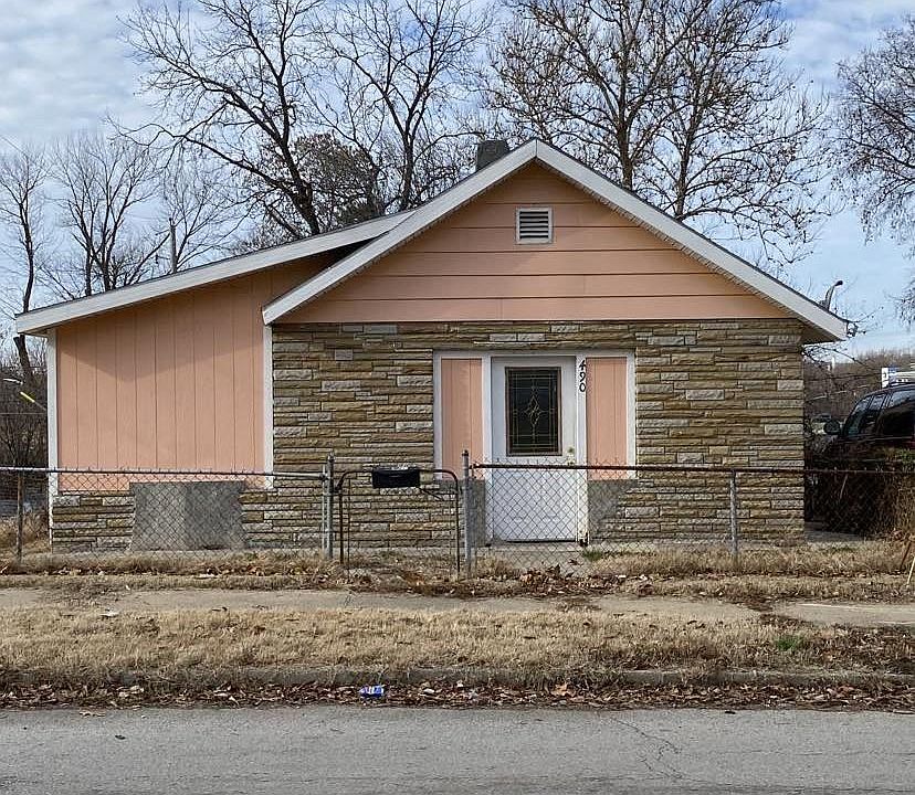 1st image of 490 Wallace Ave
