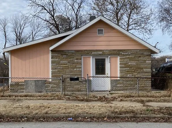 490 Wallace Ave, Kansas City, MO 64125
