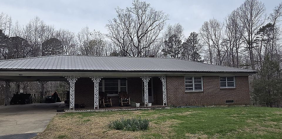 1st image of 905 Luna Lake Rd