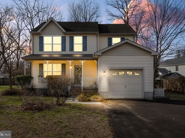 1605 Washington St, Hainesport, NJ 08036