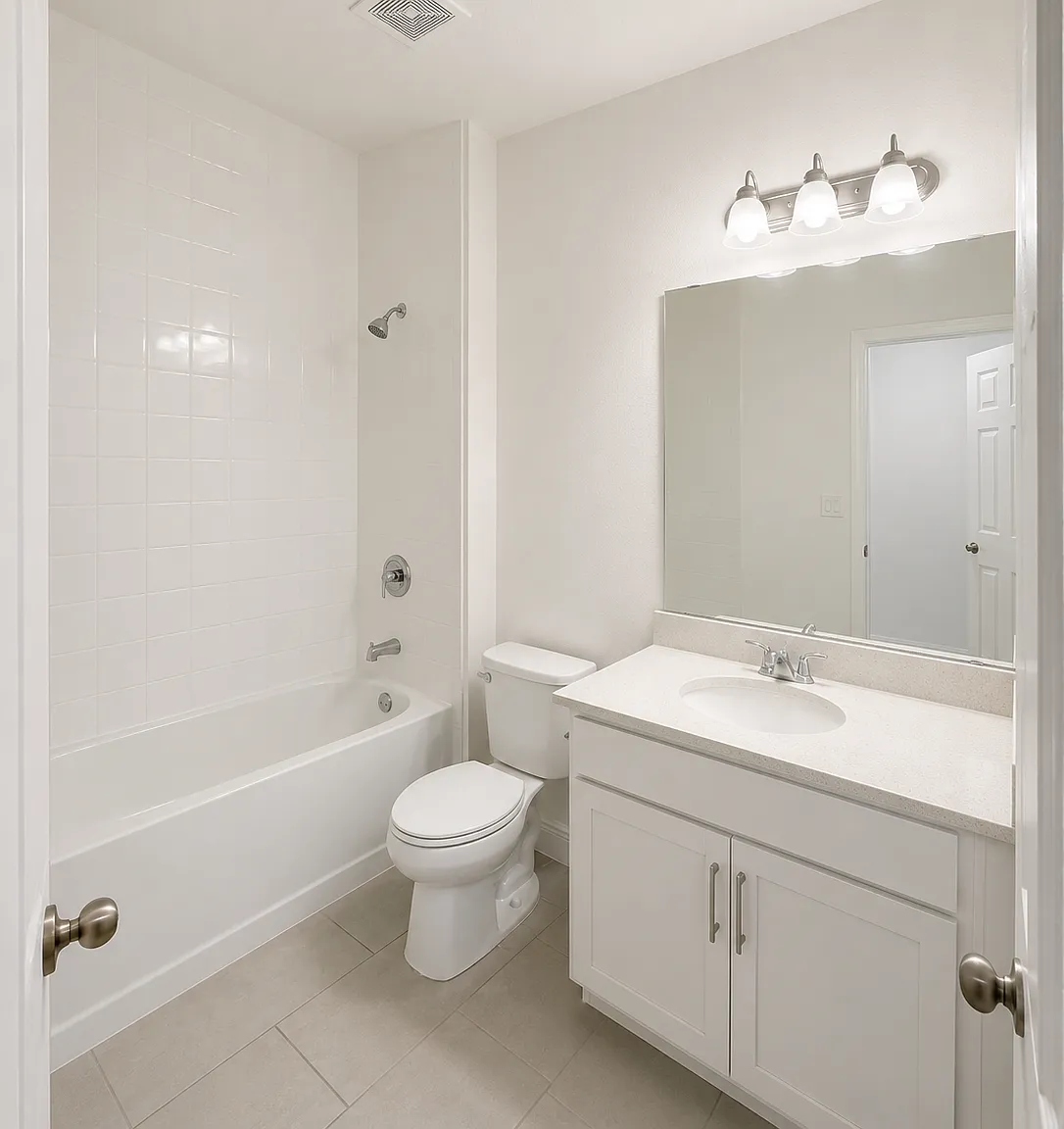 14729 Erice Ave — Photo 3