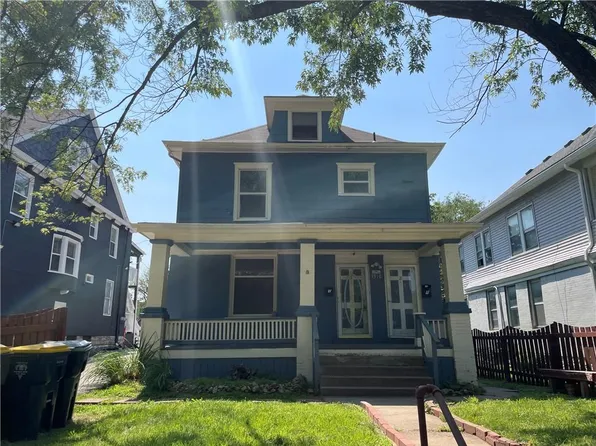 3916 Warwick Blvd, Kansas City, MO 64111