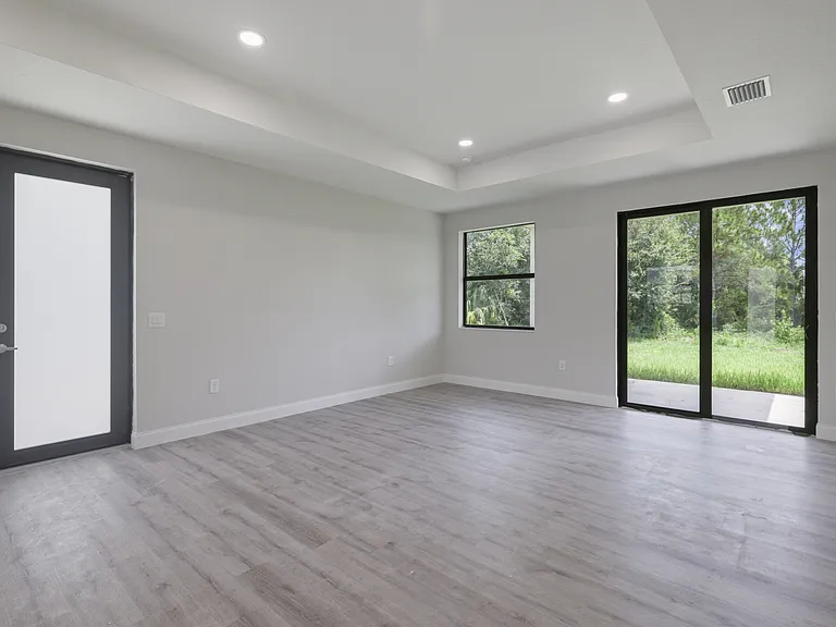 3216 53rd St W — Photo 10