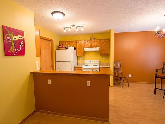 4th image of 677 Milcrest Dr #677