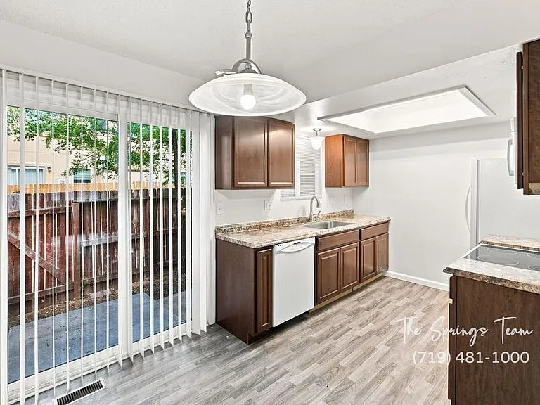 3014 Starlight Cir — Photo 12