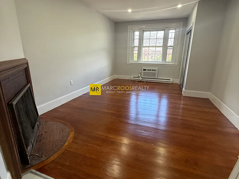 476 Commonwealth Ave #5A — Photo 2