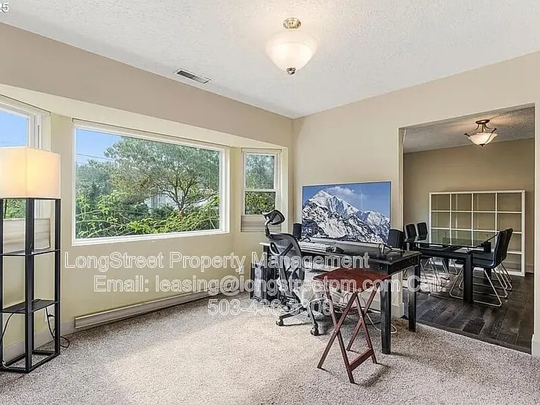 2915 NE Fremont Dr — Photo 16