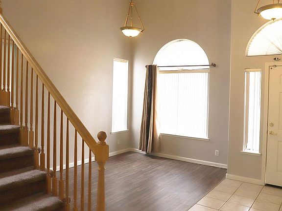 5th image of 8933 Box Canyon Way