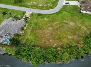 613 NW 19th Ter, Cape Coral, FL 33993