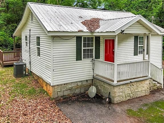 2nd image of 281 Valley Lake Dr