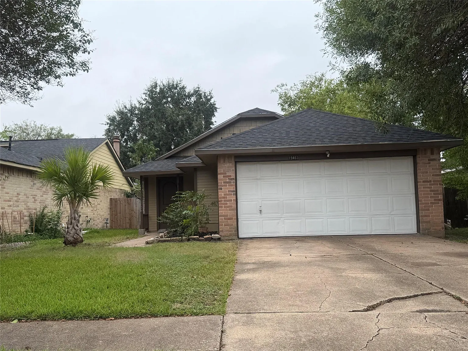 2 bed, 1.0 bath, 820 sqft, $1,650 — Photo 2