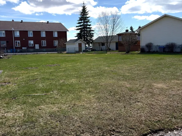 94 Simcoe St, South Stormont, ON K0C 1P0