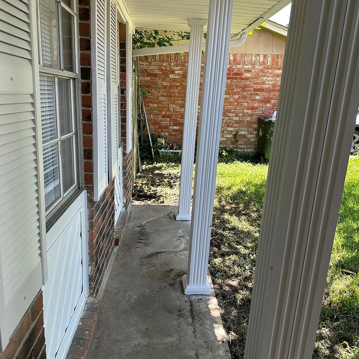 3 bed, 1.5 bath, 1065 sqft, $1,650 — Photo 3