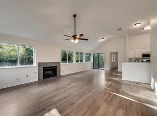 6925 Sammy Cir, Dallas, TX 75237