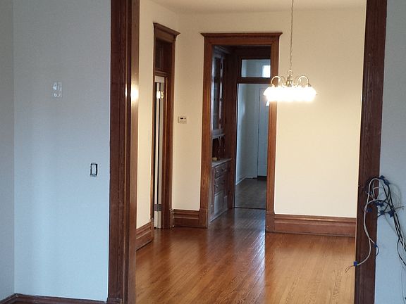 5th image of 3836 N Kenmore Ave #2