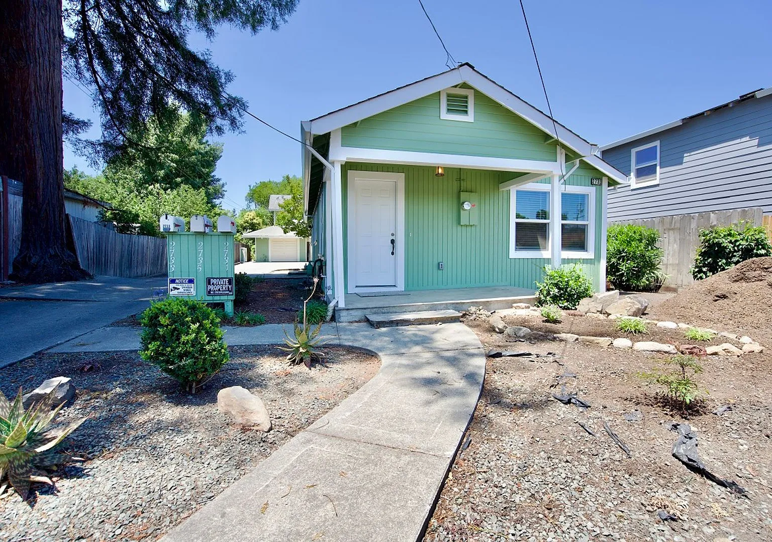 Marin St, 2731-2735 — Photo 1