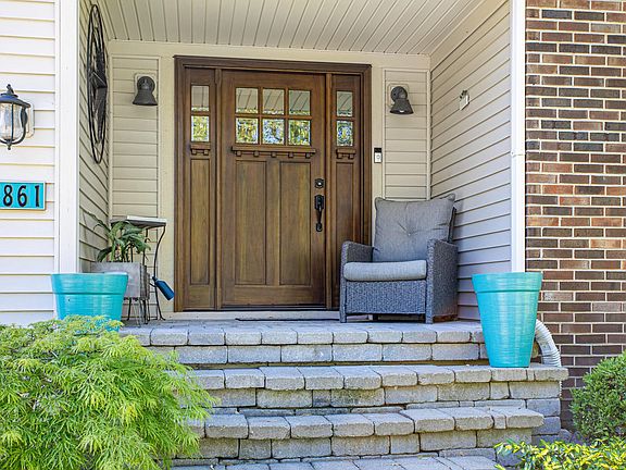 2nd image of 3861 McGrath Dr