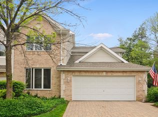 1722 Park Ridge Point, Park Ridge, IL 60068