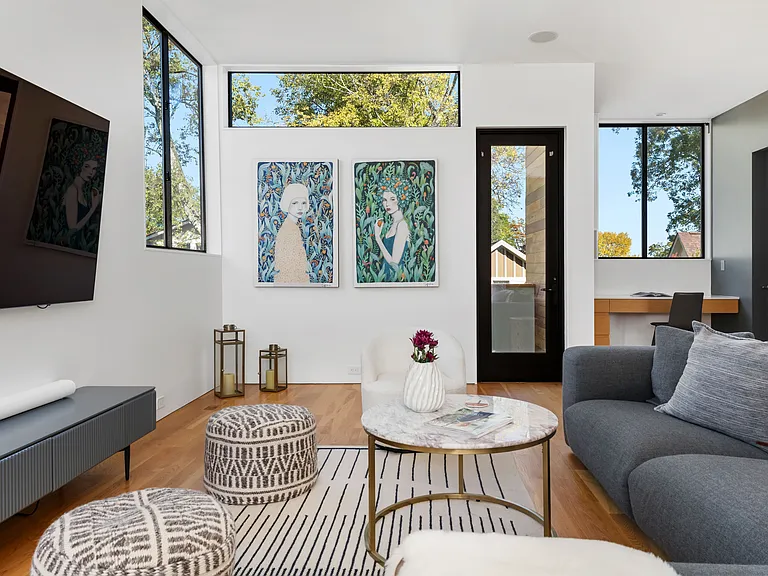 1020 Bellevue Dr NE — Photo 35
