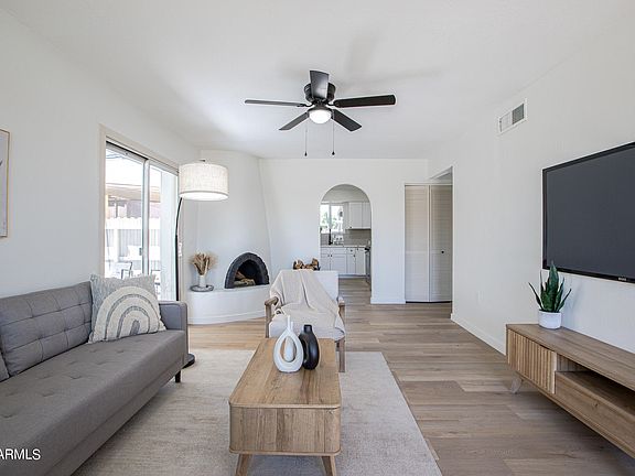 3rd image of 3321 W TANGERINE Lane