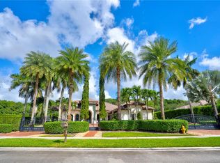 12727 N Winners Cir, Davie, FL 33330