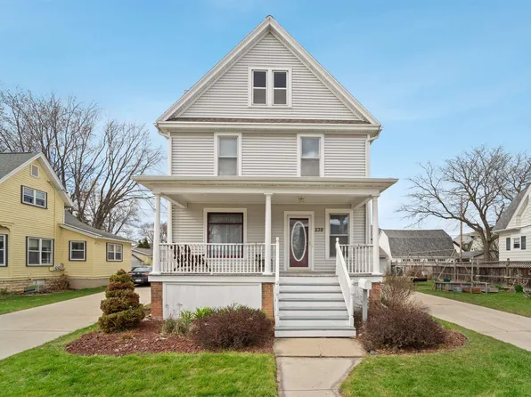 239 E 2nd St, Fond Du Lac, WI 54935