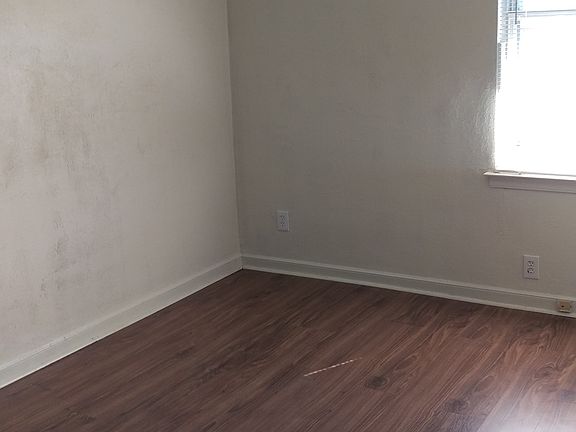 Bedroom #1