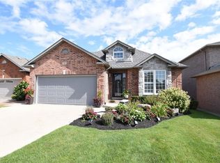 17 Durrell Ct, Hamilton, ON L9A5H5