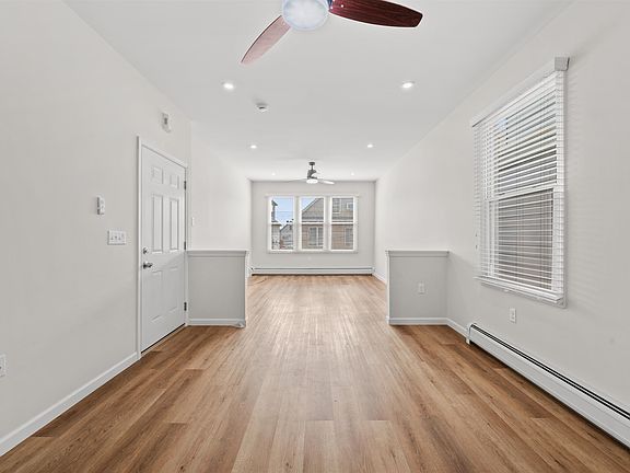 4th image of 11 Obrien Ct