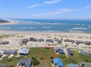 33 NW Oceania Dr, Waldport, OR 97394