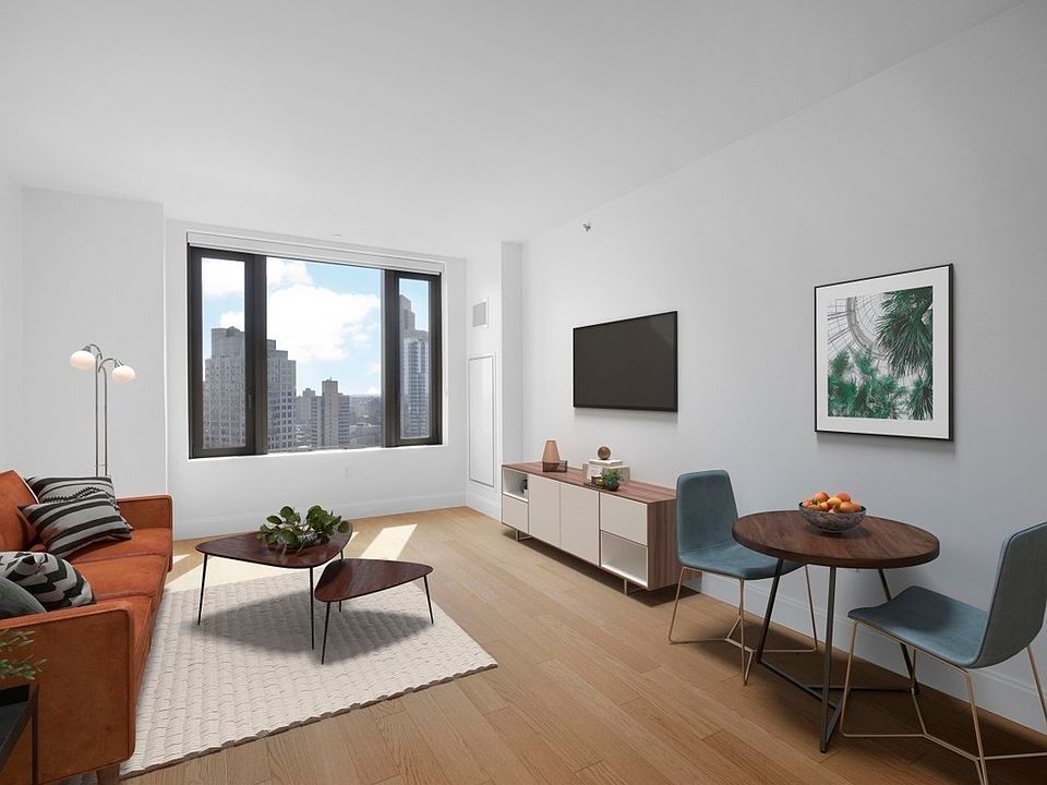1st image of 10 City Pt APT 20G