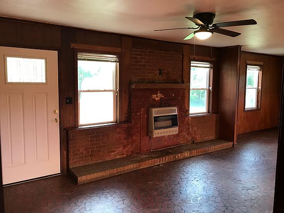 Entry to Living room